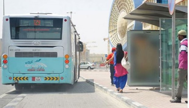 Though waiting time is longer than for the taxi, female expatriates find the bus safer and more convenient.