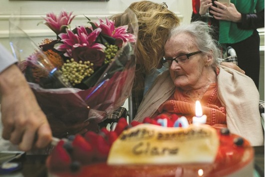 Veteran British war correspondent Clare Hollingworth attending a celebration in October 2016 to mark her 105th birthday at the Foreign Correspondentu2019s Club (FCC) in Hong Kong.