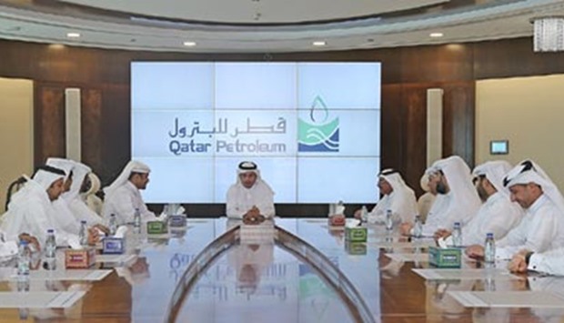 HE the Prime Minister and Minister of Interior Sheikh Abdullah bin Nasser bin Khalifa al-Thani visits the headquarters of Qatar Petroleum on Thursday.