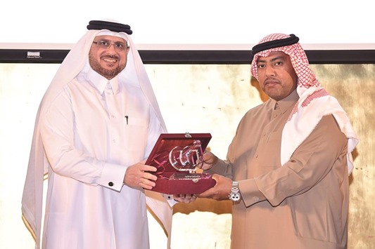 Four top teams from Qatar Universities Debate League participated in the public debate that was arranged by QatarDebate in collaboration with the National Committee for the Prohibition of Weapons.