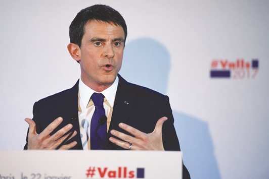 Valls: said that the Socialist primary run-off would be u2018a clear choice between unachievable promises and a credible leftu2019.