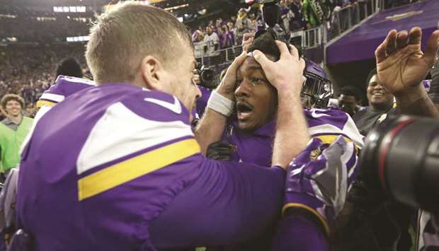 Vikings stun Saints, 29-24, with 61-yard touchdown on last play