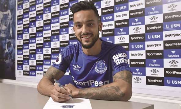 Theo Walcott has signed a three-and-a-half-year deal at Everton.