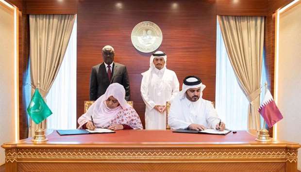 HE the Deputy Prime Minister and Minister of Foreign Affairs Sheikh Mohamed bin Abdulrahman al-Thani and Chairperson of the African Union Commission Moussa Faki witness the signing of the MoU