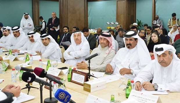 Qatar Chamber first vice chairman Mohamed bin Towar al-Kuwari presiding over the meeting on Tuesday with a trade and industry delegation from Kuwait. Joining him are Qatar Chamber director general Saleh bin Hamad al-Sharqi, Qatar Chamber board member Ali bin Abdullatif al-Misnad, and other officials.