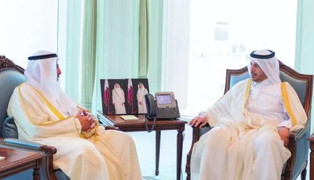 PM meets Kuwait's State Audit Bureau chiefrnrn