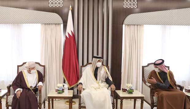 His Highness the Amir Sheikh Tamim bin Hamad Al-Thani meets with the Minister of Interior of the Sultanate of Oman Sayyid Hamoud bin Faisal Al Busaidi