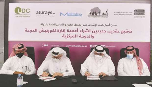 Ashghal president Dr Saad bin Ahmed al-Muhannadi signing the contracts with representatives of local manufacturing companies.