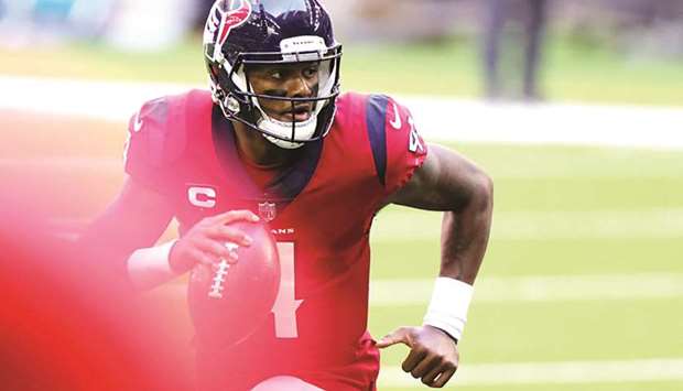 Deshaun Watson of the Houston Texans scrambles with the ball against the Indianapolis Colts during the first half if their NFL game at NRG Stadium in Houston on December 6, 2020. (Getty Images/TNS)