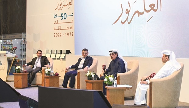 The 31st Doha International Book Fair organiaed a seminar on Saturday evening titled ,Cultural Security: Future and Responsibility,, within the framework of the cultural activities accompanying the exhibition.