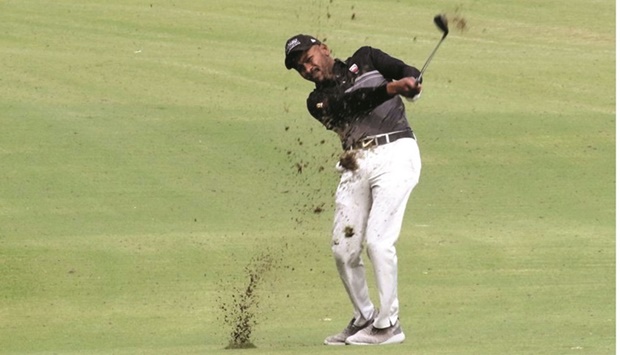 Saleh Ali al-Kaabi made the best of favourable conditions to secure a one-shot lead at the Qatar Open Golf Amateur Championship.