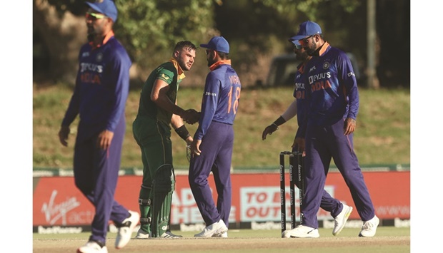 Indiau2019s Virat Kohli shakes hands with Aiden Markram after South Africa won the second One-Day International in Paarl, South Africa, yesterday. (Reuters)