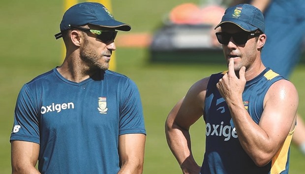 Faf du Plessis (left) was praised for leading South Africa to a 2-1 Test series victory in Australia last month in the absence of AB de Villiers (right). (AFP)