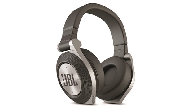 The JBL Synchros E50BT has an advertised battery life of 16 hours on a single charge.