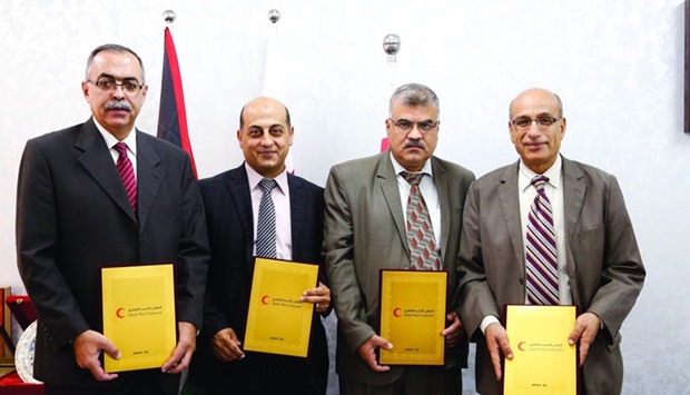 QRCS and university officials meet in Gaza