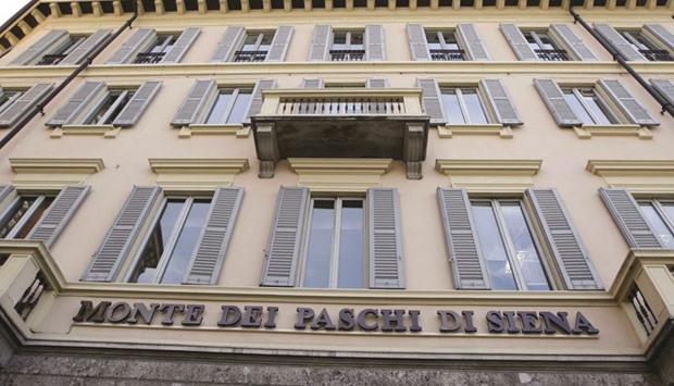 If Monte dei Paschiu2019s plan fails, the Italian government is expected to step in and pump public money into the bank to avoid a crisis, say bankers and European officials.