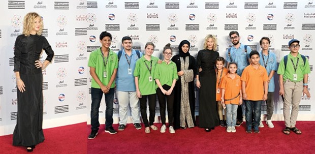 CANDID: u201cThe real variable on a set is an actor besides the weather ,u201d says Meg Ryan. right, GROUP POSER: CEO of Doha Film Institute Fatma al-Remaihi and Meg Ryan pose with members of the jury at the closing ceremony.
