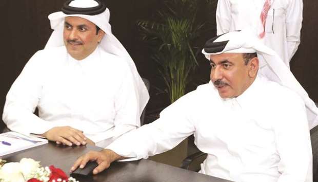 HE the Minister of Transport and Communications Jassim Seif Ahmed al-Sulaiti inaugurating the new Civil Aviation Authority (CAA) website in the presence of CAA Chairman Abdulla bin Nasser Turki al-Subaiey.