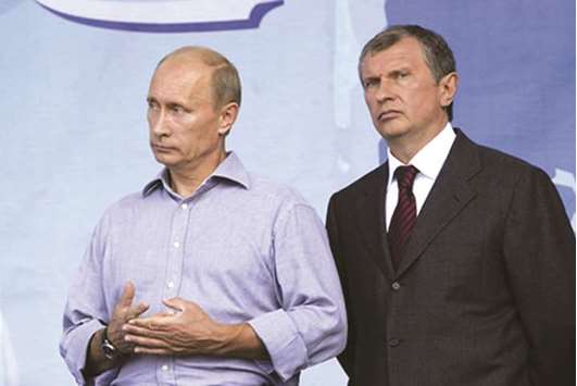 Igor Sechin with President Vladimir Putin.