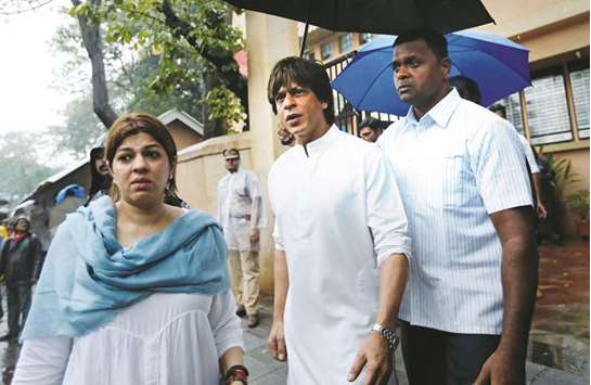 Bollywood actor Shah Rukh Khan leaves after attending the funeral of Shashi Kapoor in Mumbai yesterday.