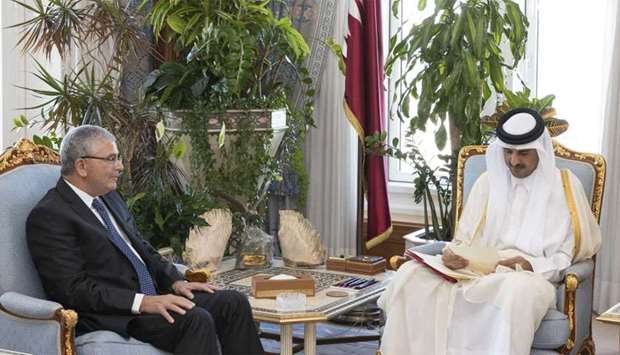 The Amir receives an invitation to attend the Arab Summit of the Tunisian President