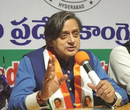 Tharoor: expressive writing