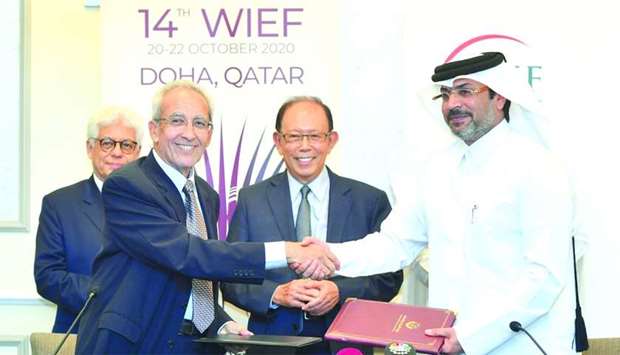 Qatar sealing a deal to host Islamic economic forum in Qatar in 2020.rnrn