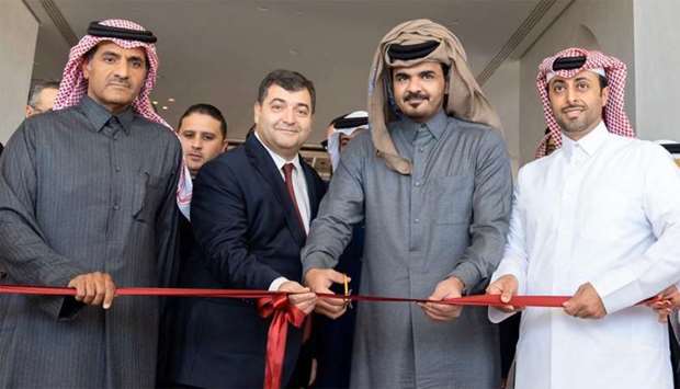 HE Sheikh Joaan bin Hamad al-Thani inaugurated Qatari Diar's Anantara-Tozeur Resort project in Tunisia on Sunday. A number of ministers, ambassadors, dignitaries, and Qatari and Tunisian businessmen attended the ceremony.