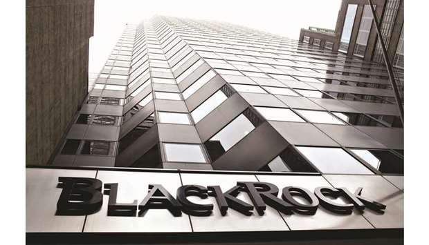 The headquarters building of BlackRock in New York. At least six firms, including BlackRock and Vanguard Group, have told Chinese regulators they intend to apply for fully-foreign-owned mutual fund licences, people familiar with the matter said.