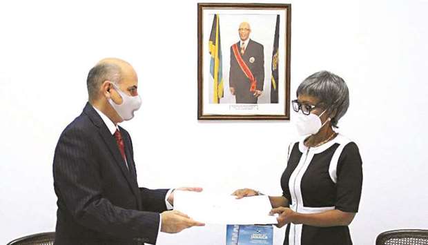 The ambassador of Jamaica to Cuba, Kathryn Phipps, has received the credentials of HE Abdullah bin M