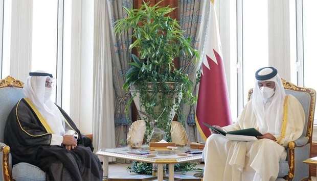 Amir receives Saudi invitation to attend GCC Summit