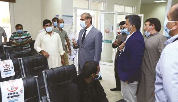 Syed Ahsan Raza Shah, Pakistan's ambassador to Qatar, visited the blood donation centre on the occasion and appreciated the Pakistani community members for taking this initiative to help humanity.