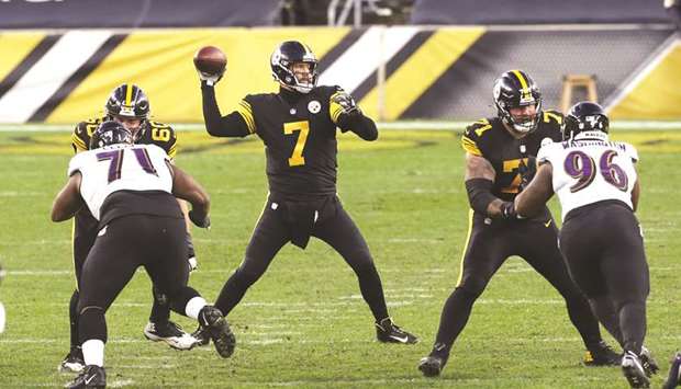 Pittsburgh Steelers quarterback Ben Roethlisberger (centre) passes against the Baltimore Ravens during the second quarter at Heinz Field in Pittsburgh, Pennsylvania, United States, on Wednesday. (USA TODAY Sports)