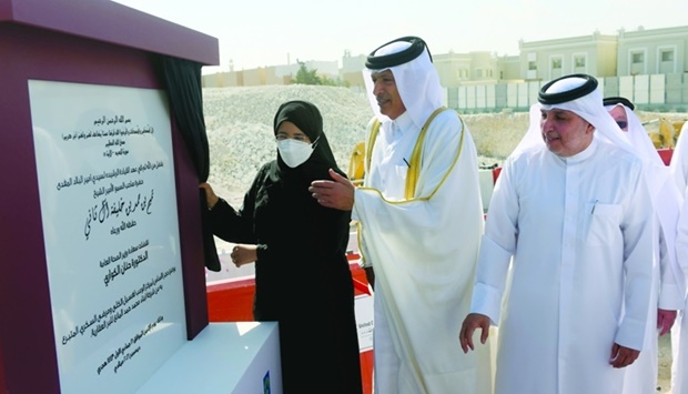 HE Dr Hanan Mohamed al-Kuwari, Minister of Public Health unveils the commemorative plaque. HE Speaker of the Shura Council, Hassan bin Abdullah al-Ghanim and other dignitaries are also seen. PICTURE: Shameer Rasheed.