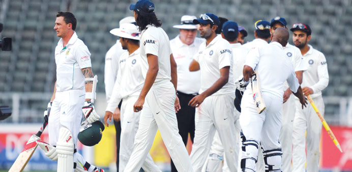 South African paceman Dale Steyn (left) was booed by his own fans for not going for victory in the thrilling drawn-first Test against India. (AFP)