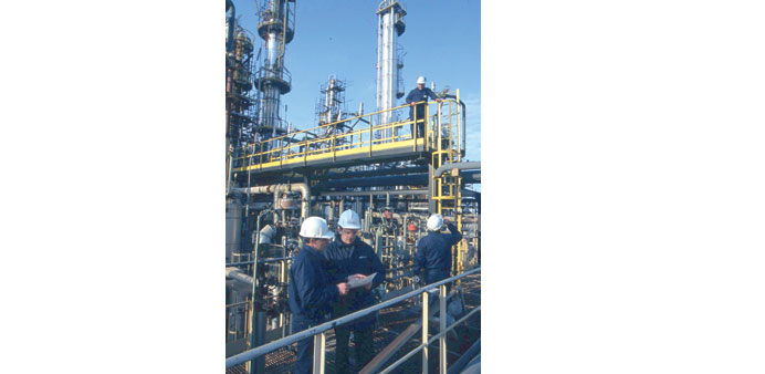    Technicians work at an Eni Plant. This week, Eni won Russian oil firm Surgutu2019s tender for 1.2mn tonnes of Urals crude.