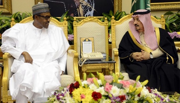 Saudi Governer of Riyadh province Prince Faisal bin Bandar bin Abdulaziz (R) meeting with Nigerian President Muhammadu Buhari in Riyadh.  AFP