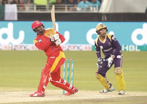 Islamabad United opener Dwayne Smith sends one over the leg-side fence during his 51-ball 73 against Quetta Gladiators in the final of the Pakistan Super League in Dubai yesterday. (PCB)