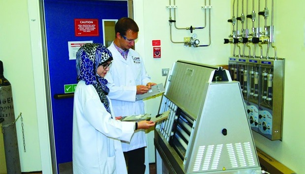 Dr Patrik Sobolciak and Haneen Abdelrazeq engaged in the research