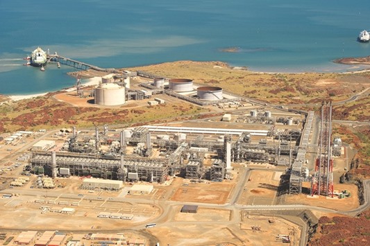 A liquefied natural gas plant in western Australia. Australia and India will prepare a road map within two months outlining the possibility of supplying LNG to India at prices that compete with coal to produce electricity, according to a statement.