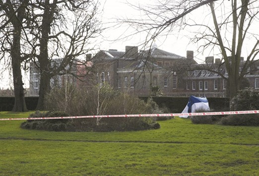 A police forensic tent stands erected in an area near the grounds of Kensington Palace in London, Britain February 9 2016. A man died on Tuesday after setting himself on fire outside Kensington Palace, the London home of Prince William and his wife Kate, police said.