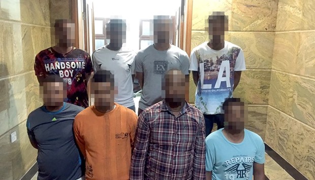 8 held for pickpocketing and theft