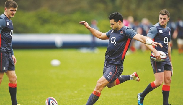 Englandu2019s Ben Teu2019o kicks during a training session at Pennyhill Park in Bagshot, Surrey, England, on Wednesday. (Reuters)