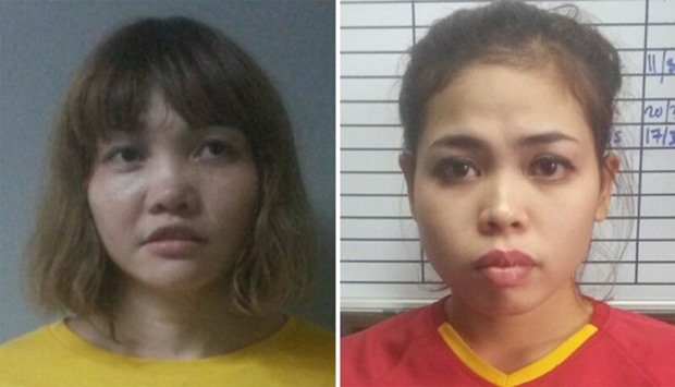 suspects Doan Thi Huong of Vietnam (L) and Siti Ashyah of Indonesia (R