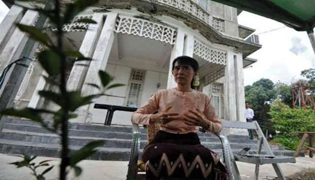 Petrol bomb thrown at Suu Kyi's lakeside villa