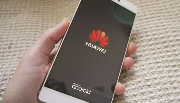 Chinau2019s Huawei is forging closer commercial ties with big telecom operators across Europe and Asia, putting the company in prime position to lead the global race for next-generation 5G networks despite US allegations it poses a security threat.