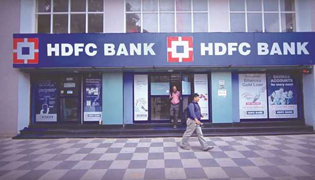 Indiau2019s struggling economy is facing a new challenge u2013 banks are raising interest rates even though the central bank is leaving its rates unchanged, as risks such as surging bond yields and more provisioning requirements erode their profit. HDFC Bank, Indiau2019s second-biggest bank by assets, on Wednesday became the latest to raise some rates by 10 basis points.