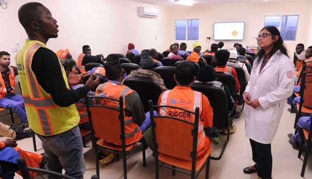 A team of experts will use evidence-based monitoring technology solutions to undertake a three-year field assessment for construction workers on SC sites. The first phase of the initiative, carried out in 2018, involved SC and WCM-Q partnering to conduct health checks for construction workers, providing health awareness and training campaigns, and working with caterers to optimise the nutritional value of workersu2019 meals.