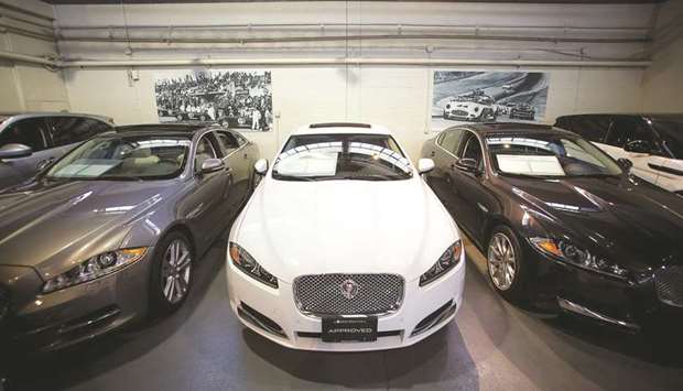 Jaguar Land Rover, reeling from a $4bn writedown, a slump in China sales and uncertainty around Brexit, said conditions arenu2019t right for it to borrow from the bond market and that itu2019s seeking alternative funding. The luxury automaker needs to raise $1bn within 14 months to replace maturing bonds, while feeding an investment programme for electric cars thatu2019s burning through cash.