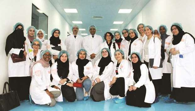 CPH students at Qatar Pharma.